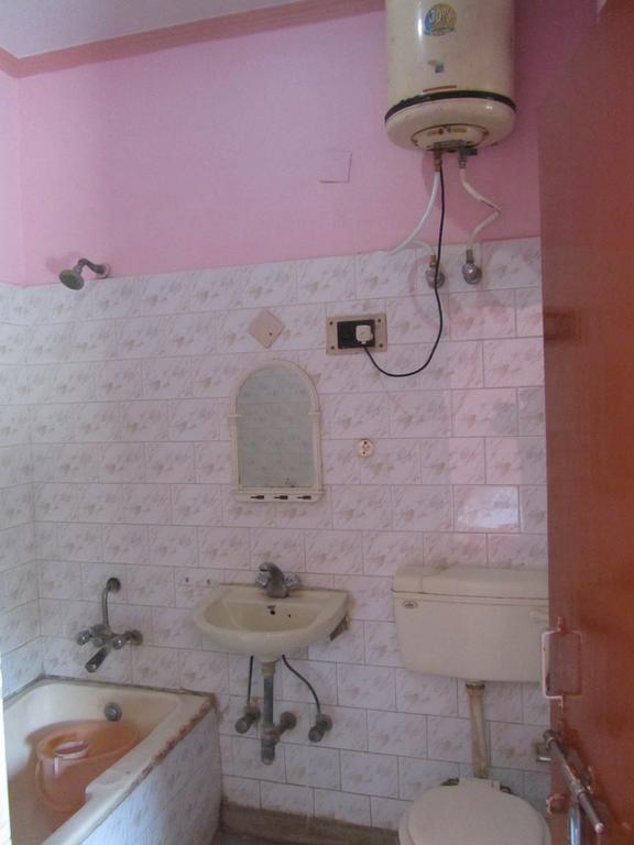 Hotel Sagar アーグラ 部屋 写真